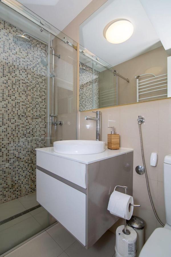 City Center Apartment Belgrado Esterno foto